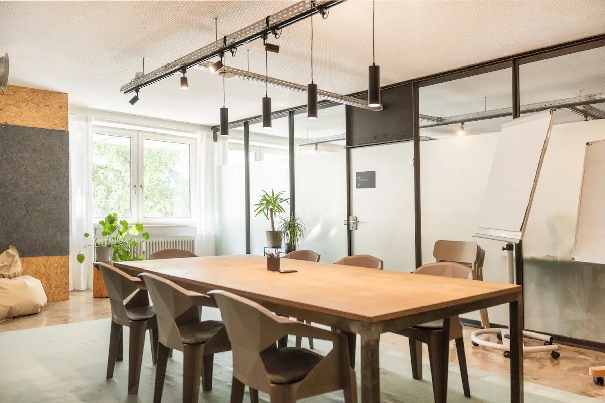 BASE Coworking