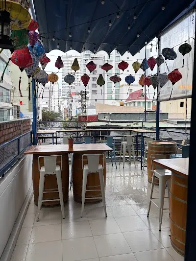 Blue Lounge Cafe