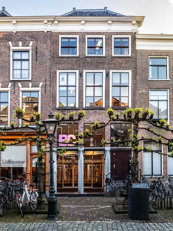 BplusC Public Library Nieuwstraat