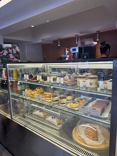 Casual Coffee & Bakery Alsancak