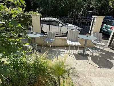 CHARIOT CAFÉ
