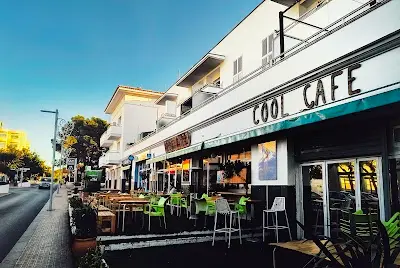 Cool Cafè