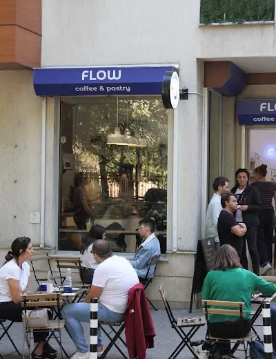 FLOW Coffee and Pastry