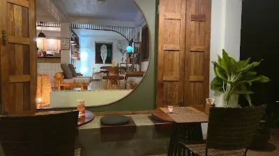 Grasshopper cafe lounge restaurant