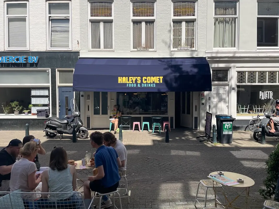 Haley's Comet Breakfastclub