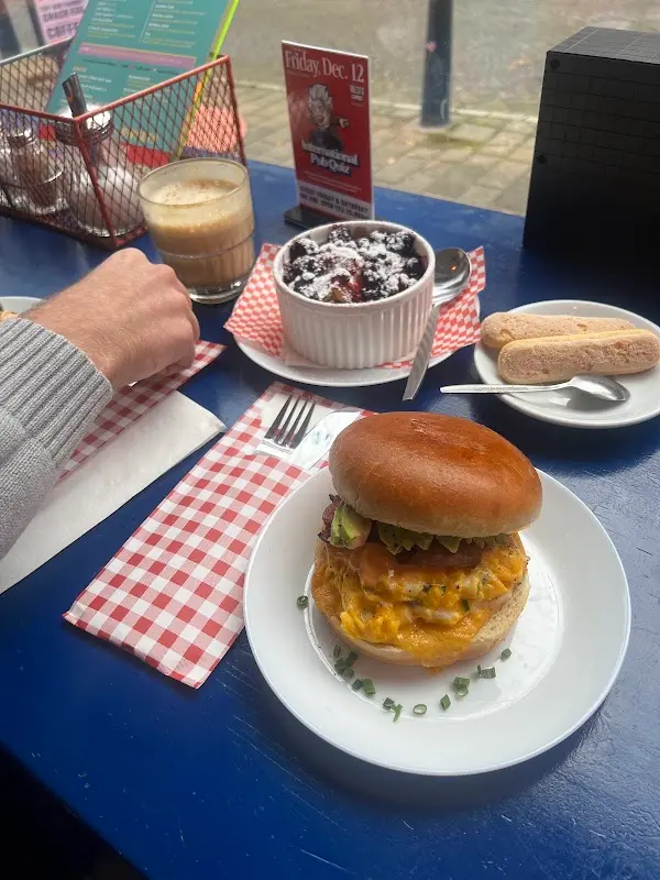 Haley's Comet Breakfastclub, Foto 4 von 10