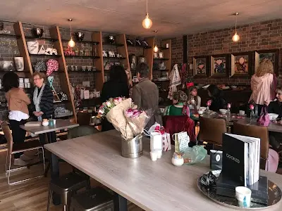 Issy's Coffee & Gifts