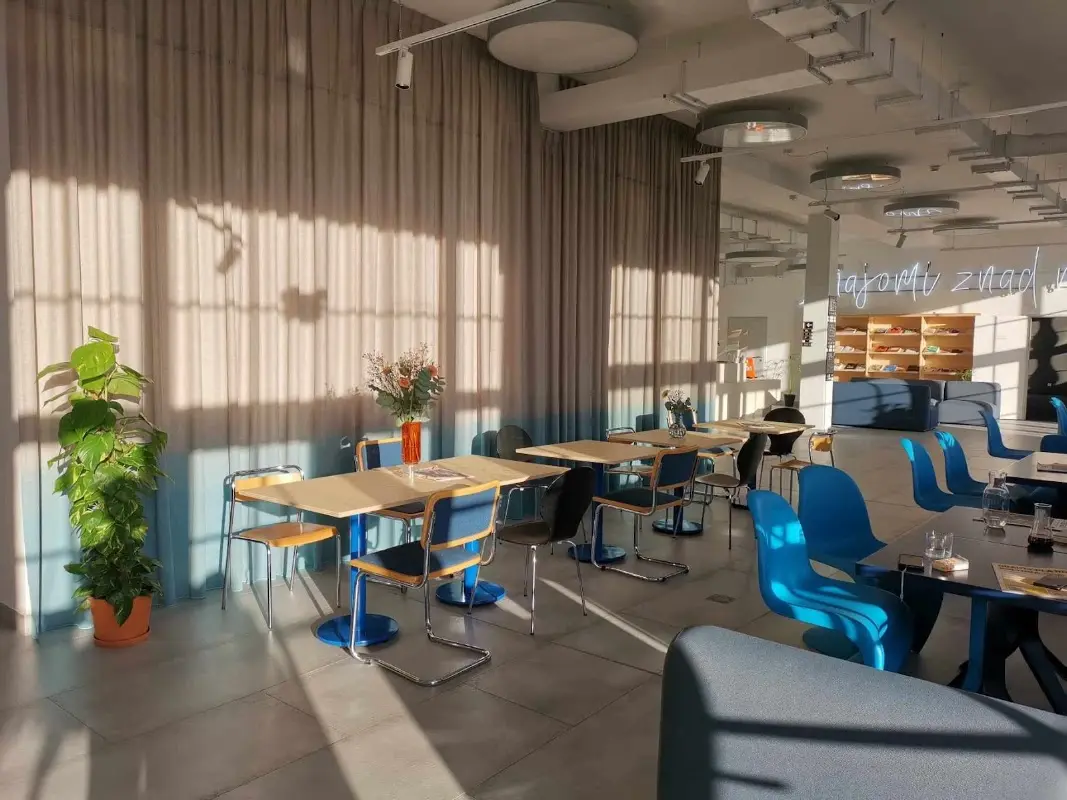 kompozyt cafe