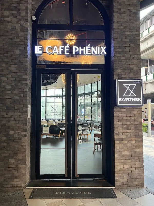 Le Café Phénix