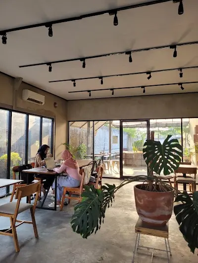 Maco Coffee & Co-Working