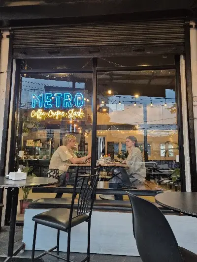 METRO Crêpes & Coffee