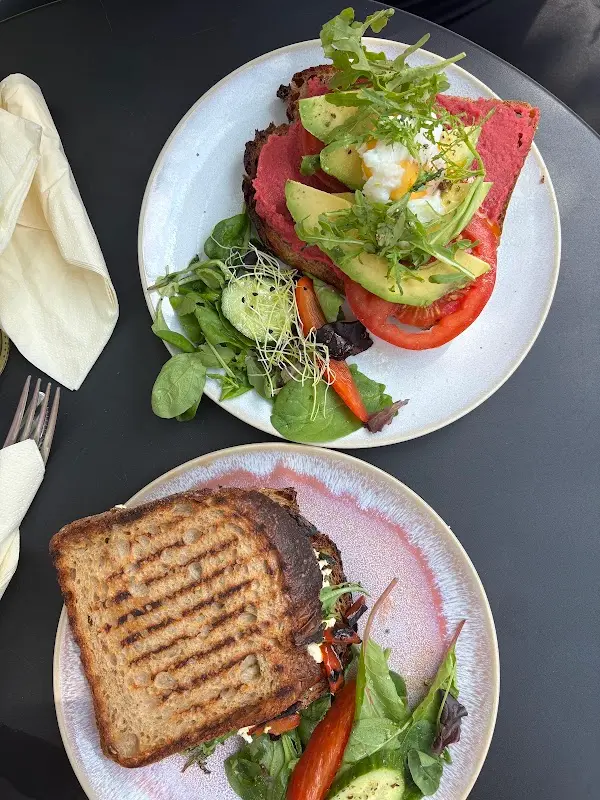 Nanas Café