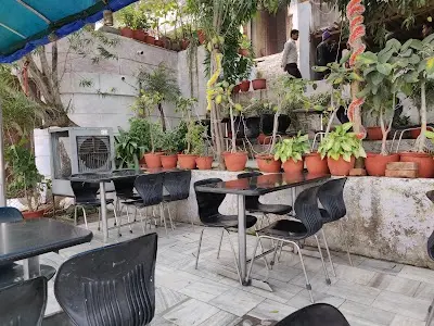 Pizzeria Vaatika Cafe