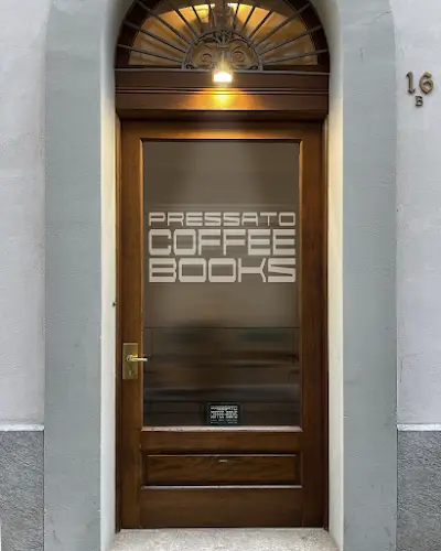 Pressato Coffee & Books