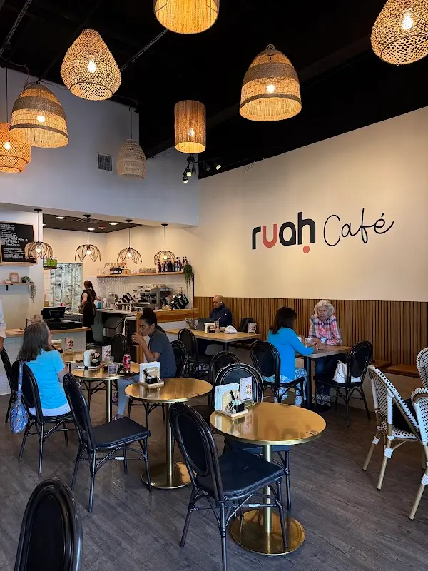 Ruah Café