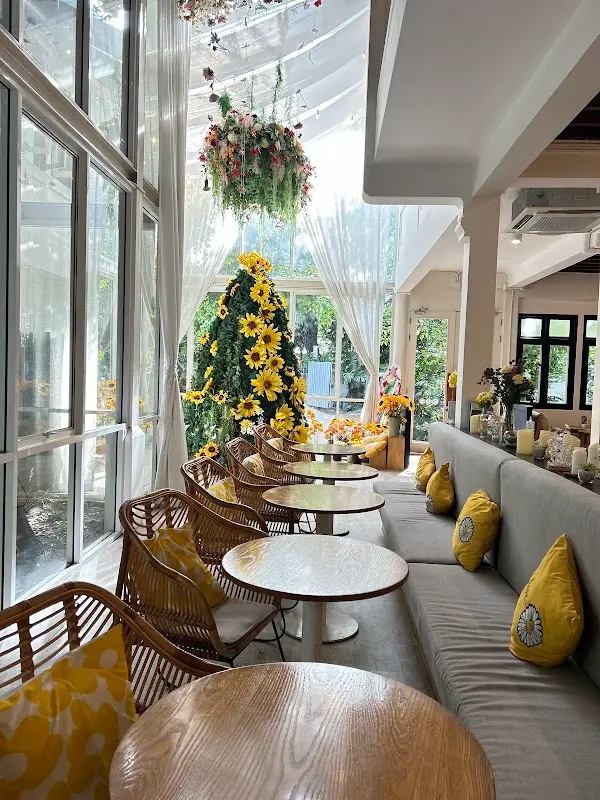 Ryoku Cafe