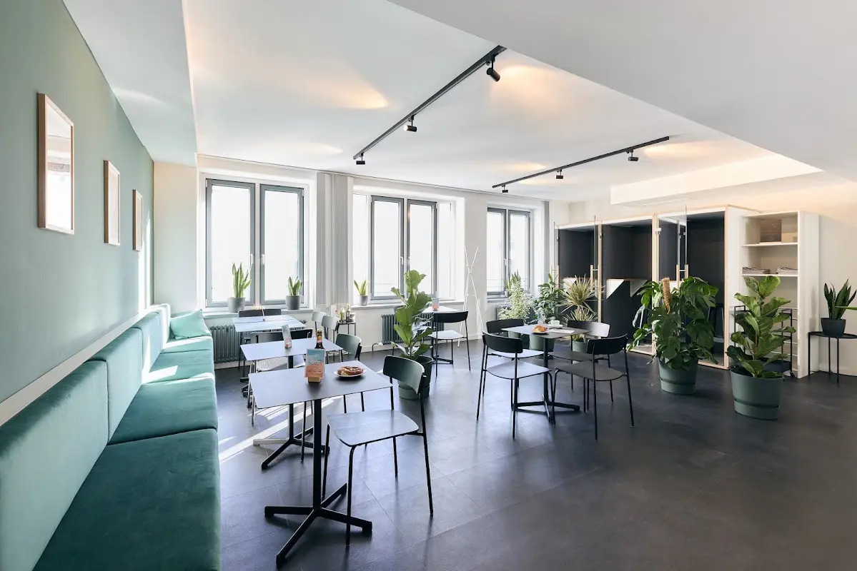 Scaling Spaces - Isartor