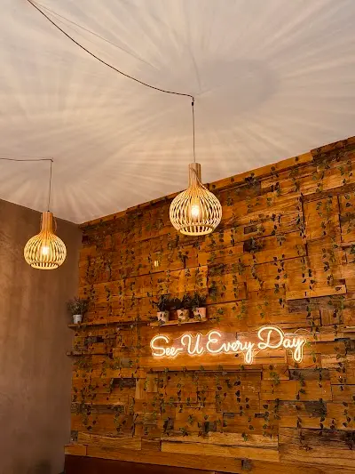SEE-U Café