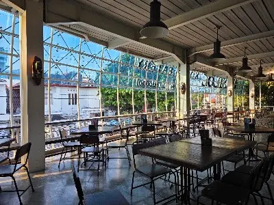 Silol Kopi & Eatery