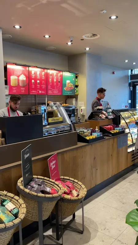 Starbucks Rajska, Foto 2 von 10