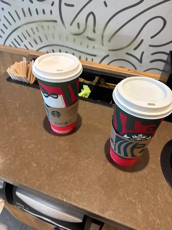 Starbucks Rajska, Foto 9 von 10