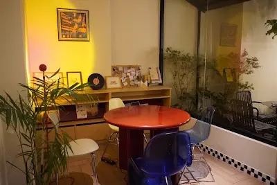 Trốn Nha Trang - Cafe & Home