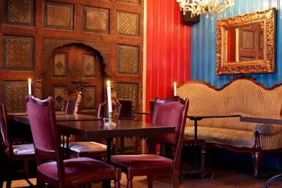 Tullins Cafe