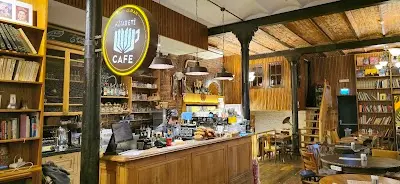 Turkish-German Bookstore & Cafe