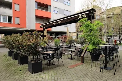 Vert cafe