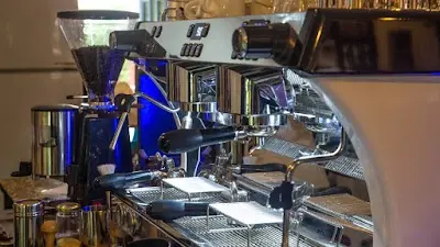 Wat Else Café