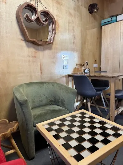 Wood Cafe