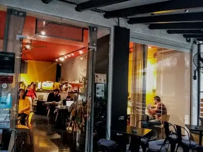 Yellow Cafe