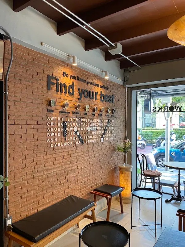 Y'EST WORKS Coffee Bar, Foto 7 von 10