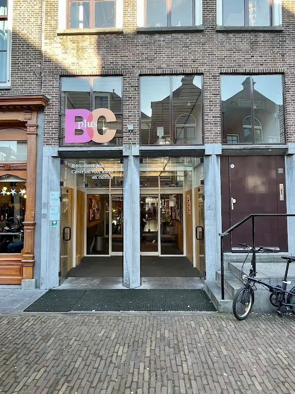BplusC Public Library Nieuwstraat, Foto 2 von 5