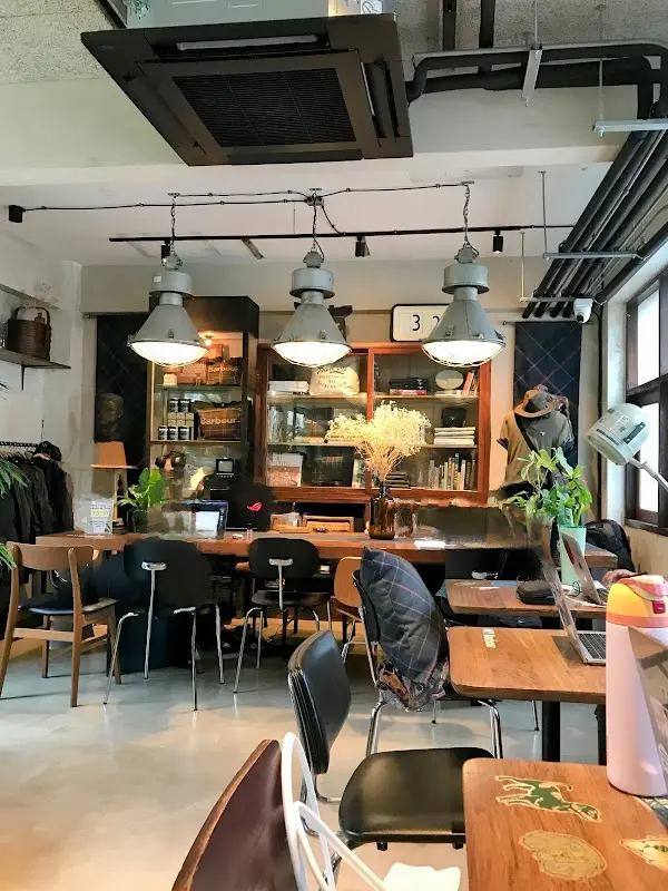 Piccolo Vicolo Café at Wang Burapha-Samyot, Foto 3 von 10